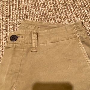 American Eagle khakis like new!!